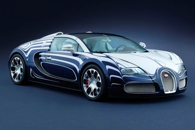 Porzellan am und im Bugatti 