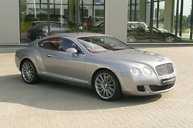 Neuwertiger Bentley Continental GT Speed in grau metallic