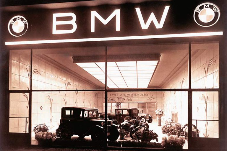 Die Geschichte des BMW Logo