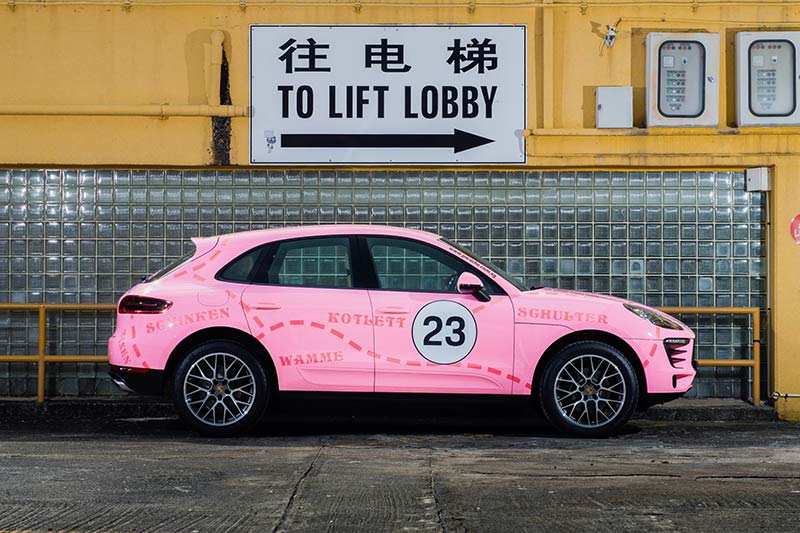 Porsche Macan Pink Pig