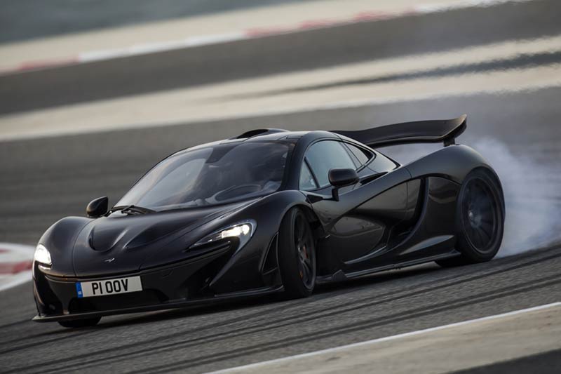 McLaren P1 Dragrace