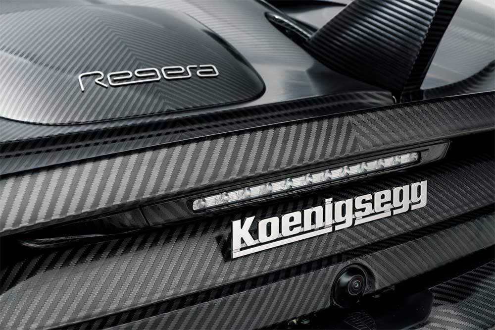 Koenigsegg Naked Carbon